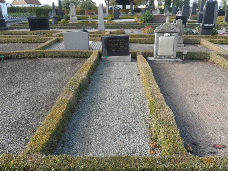 Grave number: ÖT GSK2  16:1, 16:2, 16:6, 16:7