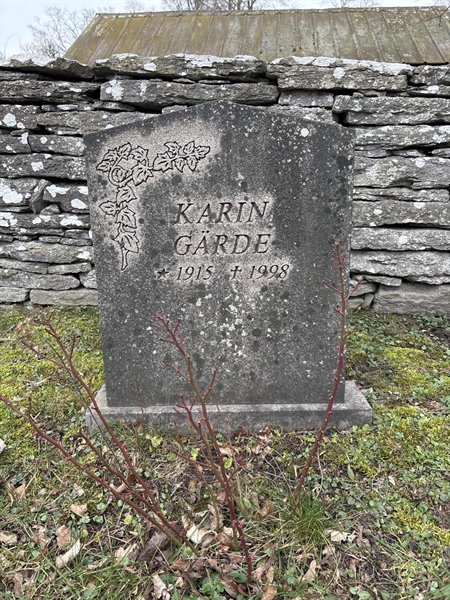 Grave number: G A 21