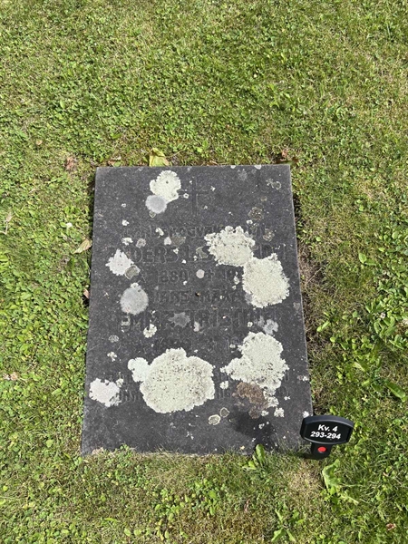 Grave number: 33 4   293-294