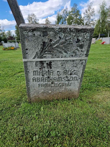 Grave number: 1 08    42
