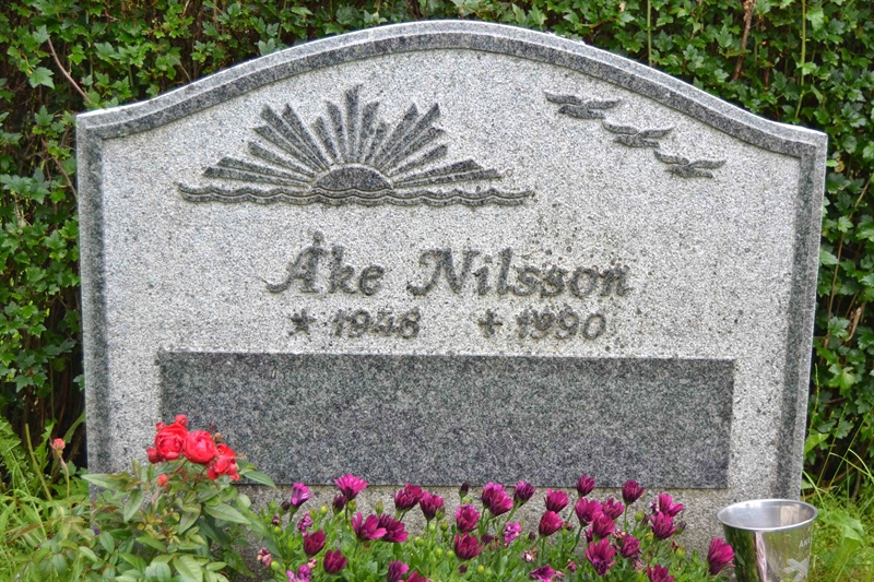 Grave number: 3 D    75