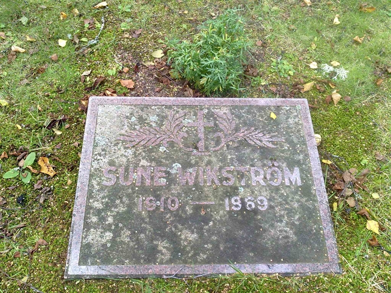 Grave number: KA 14    56