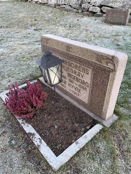 Hautatunnus: 3 H    36-38