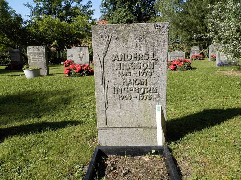 Grave number: 1 1   986