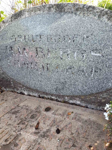 Gravnummer: GK F 5   467