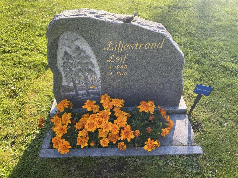 Grave number: G 26   103-104
