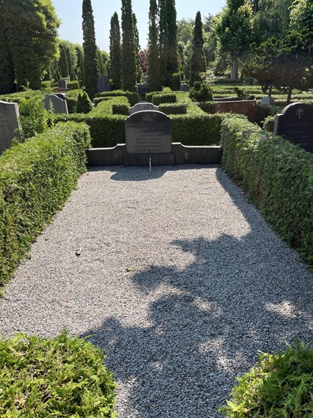 Grave number: NK VI     5