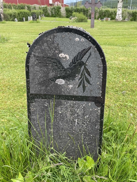 Grave number: DU GS   327