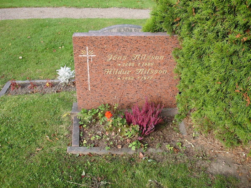 Grave number: HK B   218, 219