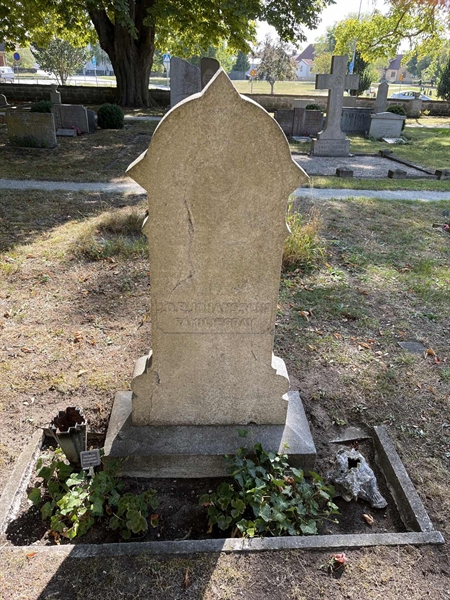 Grave number: Ö 02    25.A-B