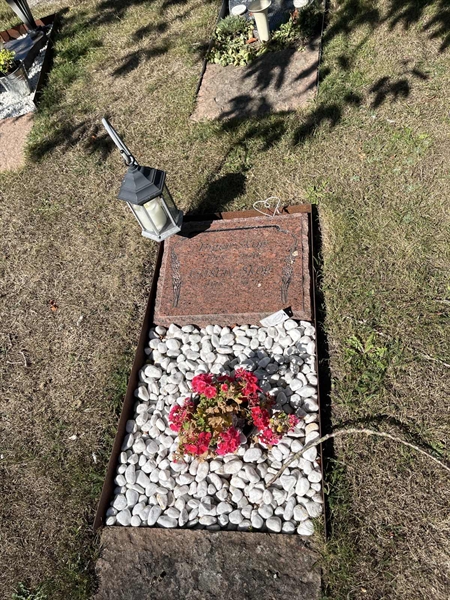 Grave number: NK I:u   350