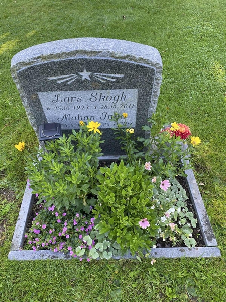 Grave number: G 27    43