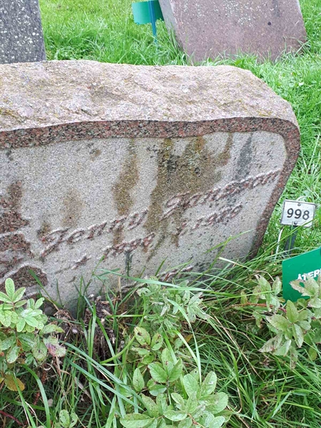 Grave number: NK F B   998