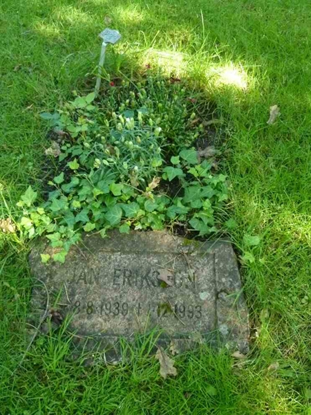 Grave number: 1 P   22