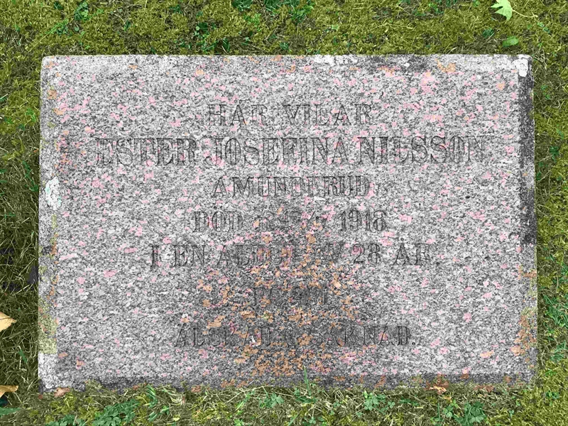 Grave number: 5 Ga 01   104-105