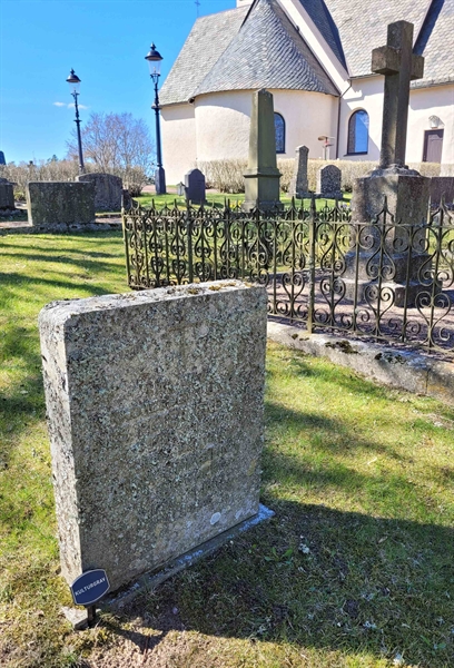 Grave number: JÄ 3   37