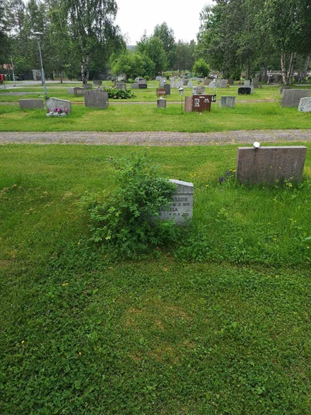 Grave number: NK 04    21