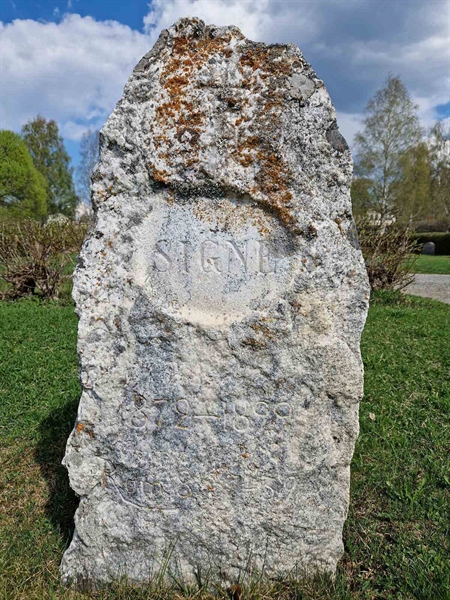 Grave number: 501 06 616-618