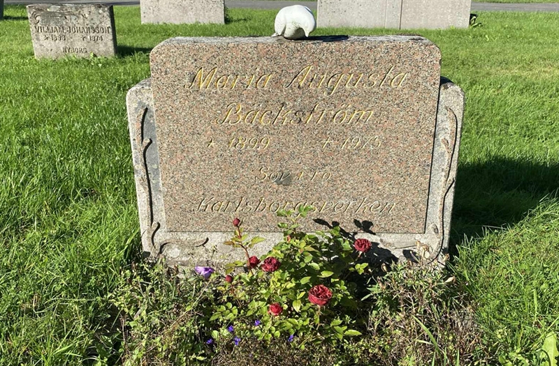 Grave number: 3 12 57