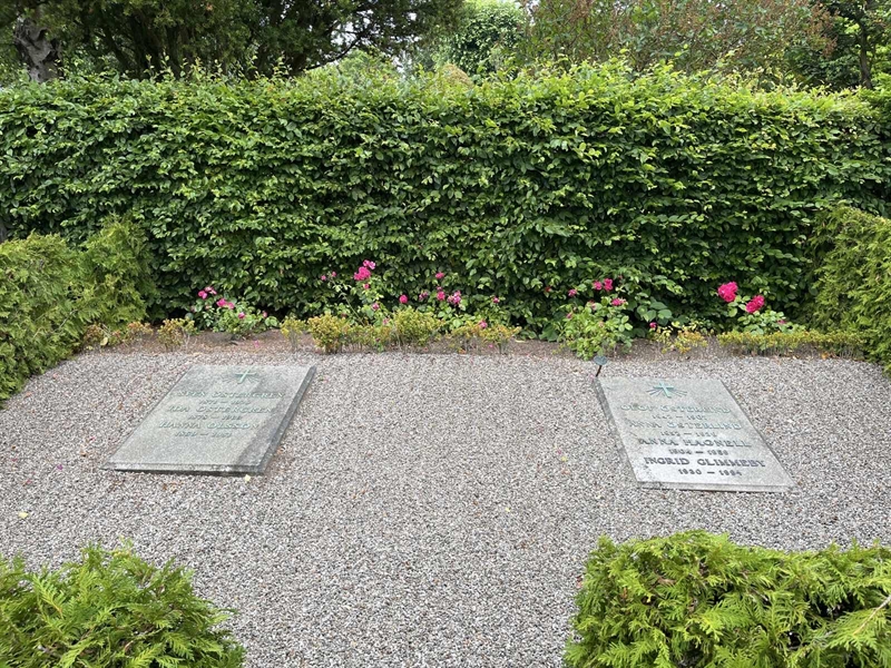 Grave number: NK I 66-67