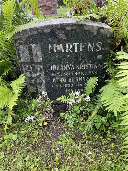 Hautatunnus: N 4 4   669b