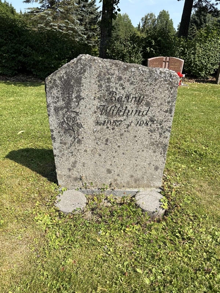 Grave number: 1 B1    98