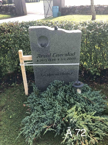 Grave number: AK Ä    72