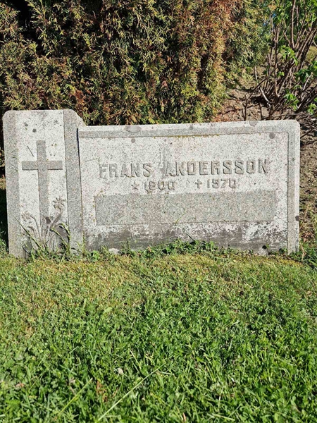 Grave number: 501 25 5024-5026