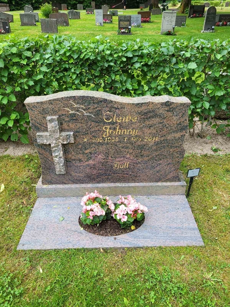 Grave number: Jä 02    10