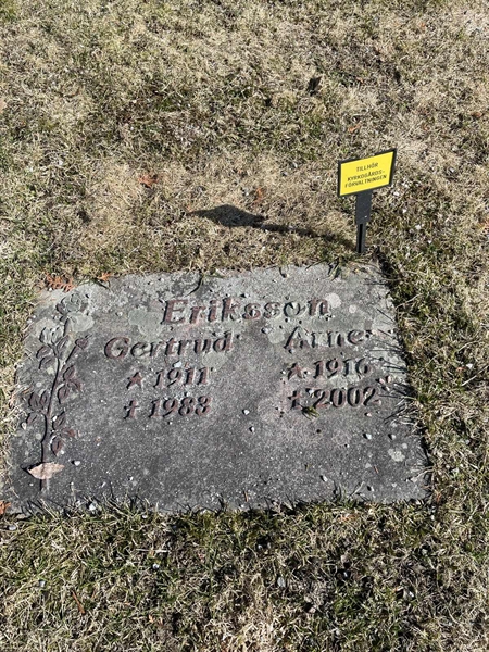 Grave number: 1 U2    37