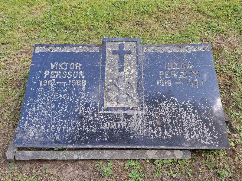 Grave number: 001 2   810