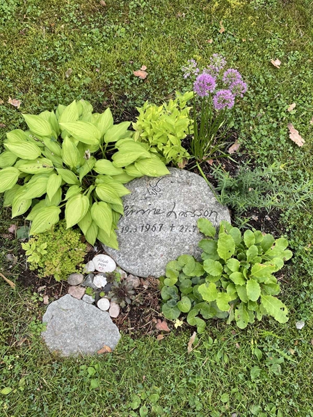 Grave number: 1 KV12   125