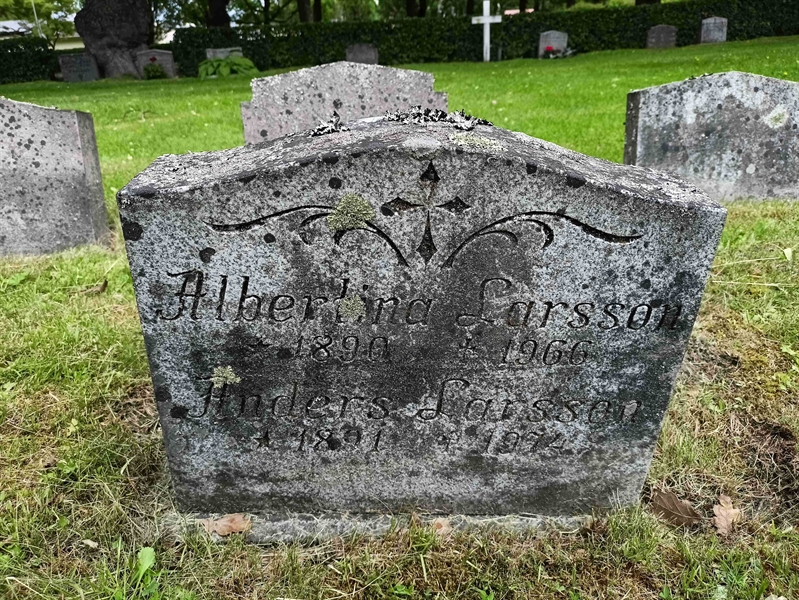 Gravnummer: 1 Ö 36   154V