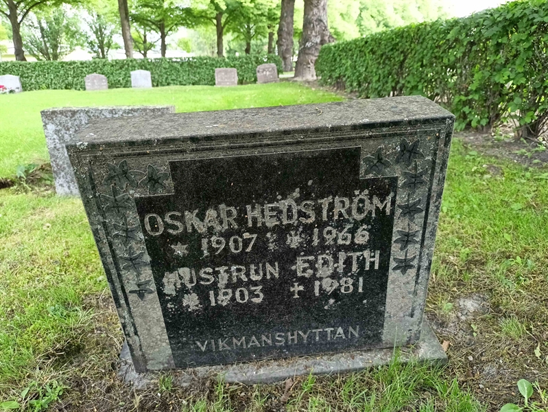 Gravnummer: 1 Ö 36   157V