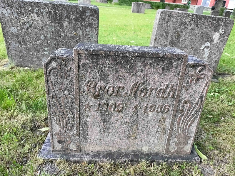 Gravnummer: 1 Ö 38    21V