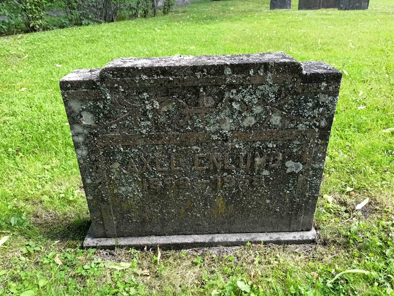 Gravnummer: 1 Ö 38    50V