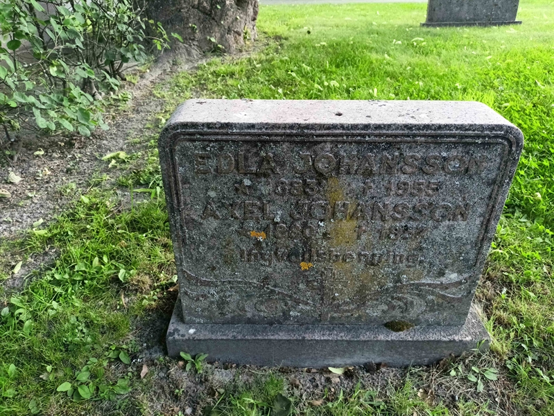 Gravnummer: 1 Ö 38     5V