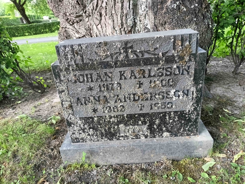 Gravnummer: 1 Ö 38    74V