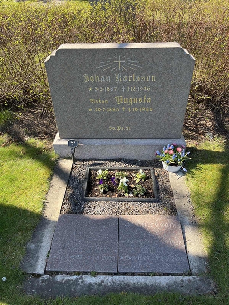 Gravnummer: 22 B     1