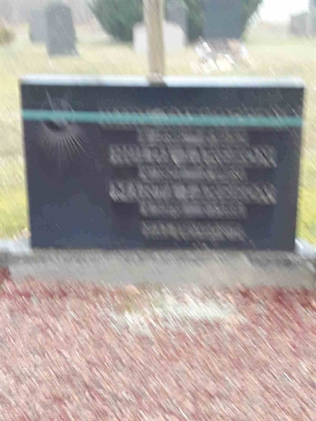 Grave number: TÖ 4   203