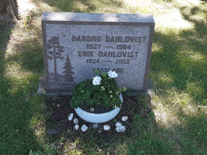 Grave number: JÄ 13   121