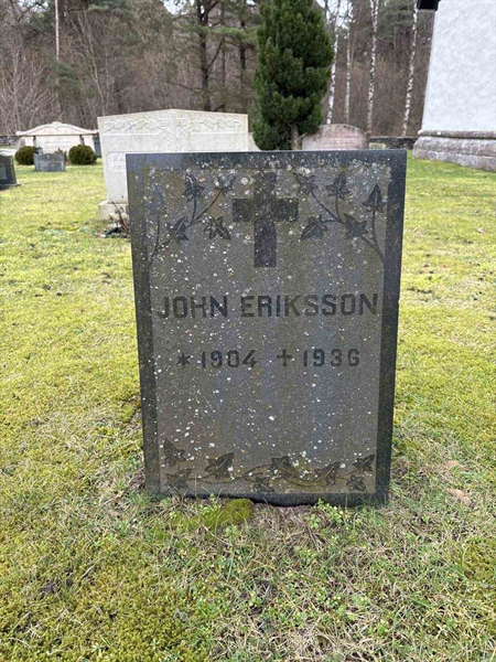 Grave number: L B 39