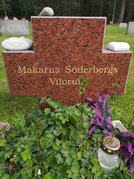 Hautatunnus: PK   766