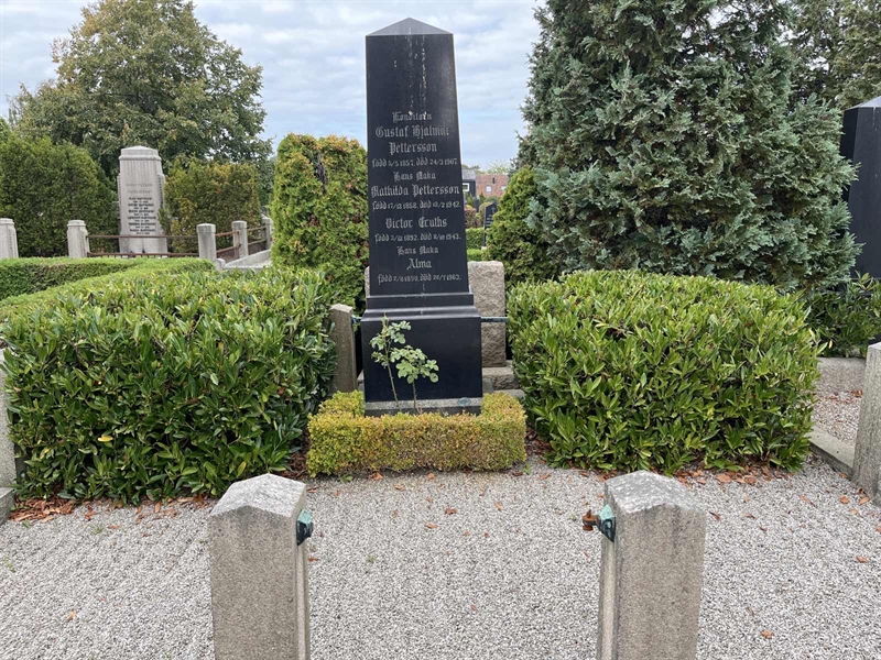 Grave number: VK I   182