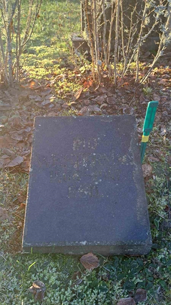 Grave number: 6 05     54