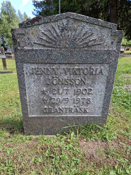 Grave number: 001 2   701
