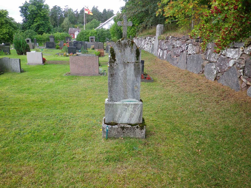 Grave number: VI B   109