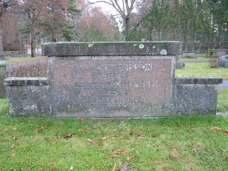 Grave number: KV F   11a-c