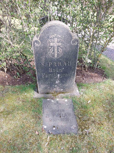 Grave number: HÖ 10  168
