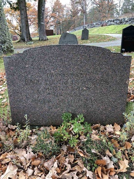 Grave number: TAX A   267-268